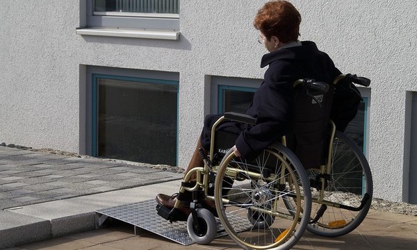 Mostki progowe i kładki